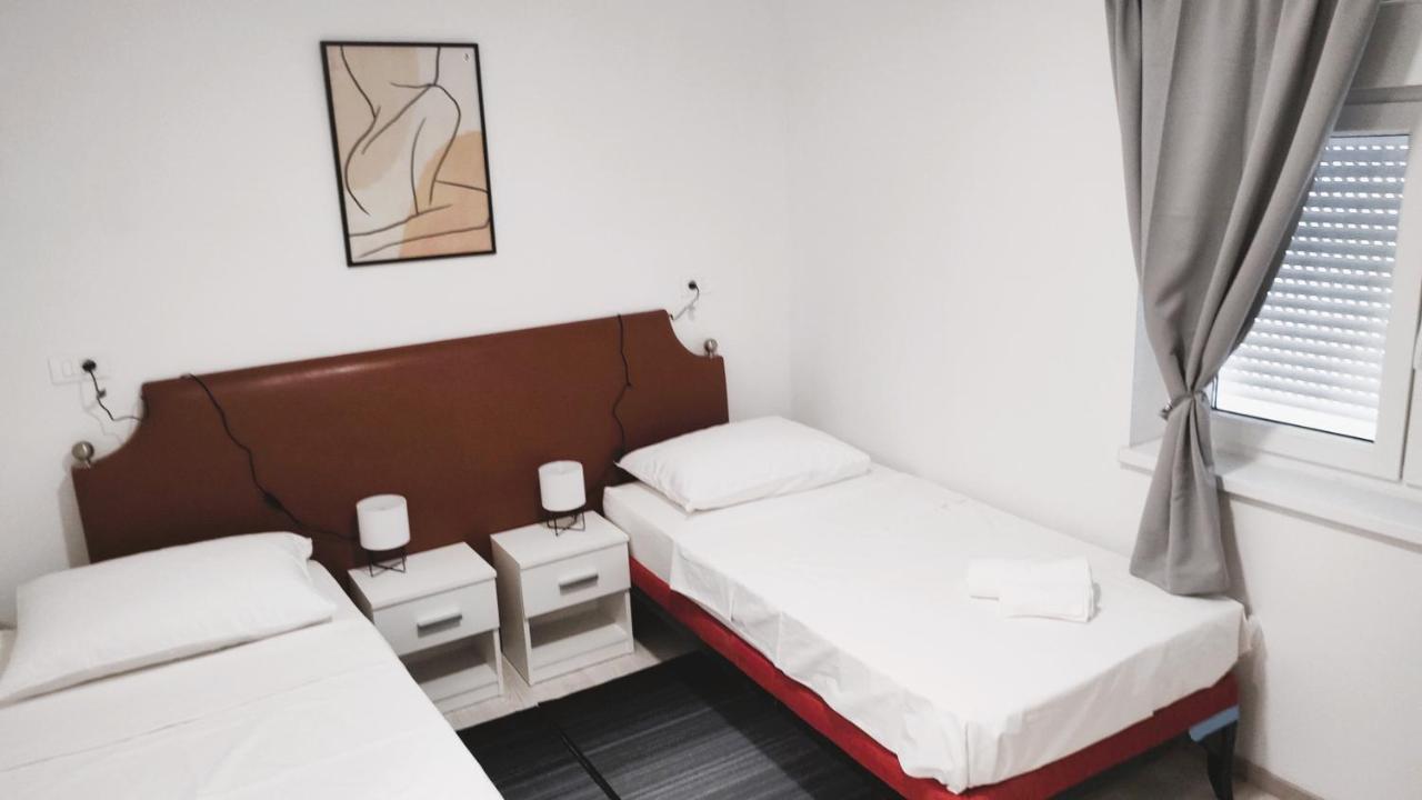 Hotel Potpican Bagian luar foto