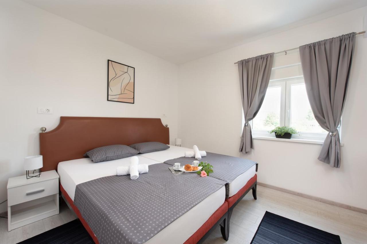 Hotel Potpican Bagian luar foto