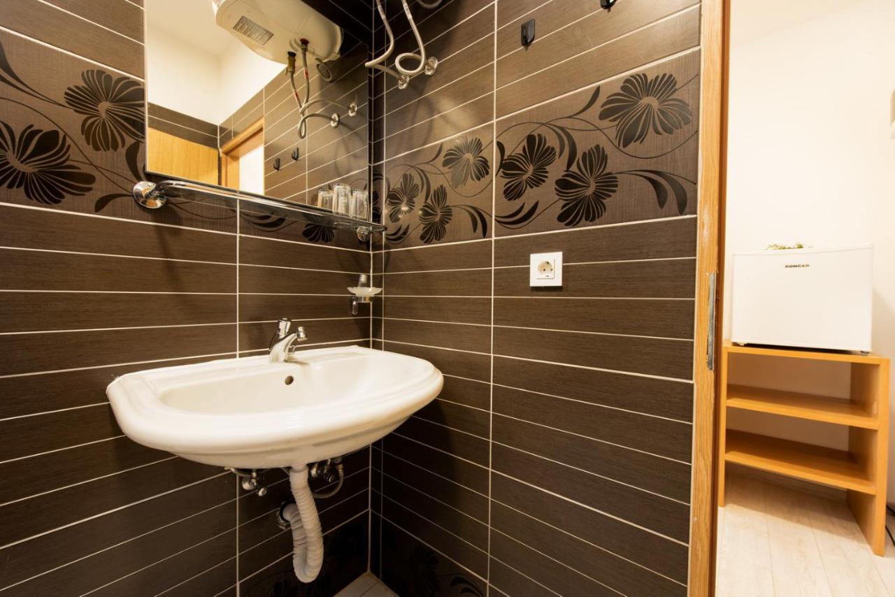 Hotel Potpican Bagian luar foto