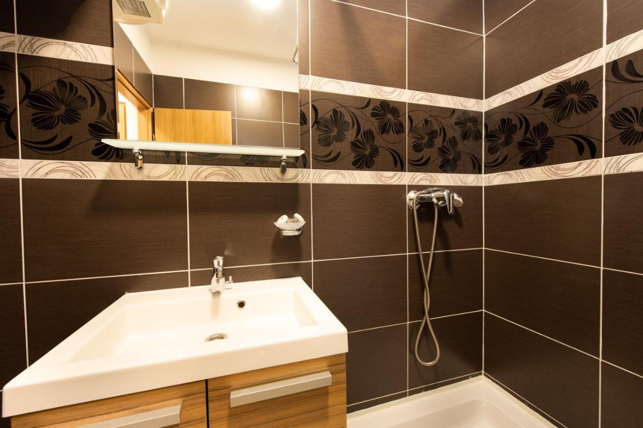 Hotel Potpican Bagian luar foto